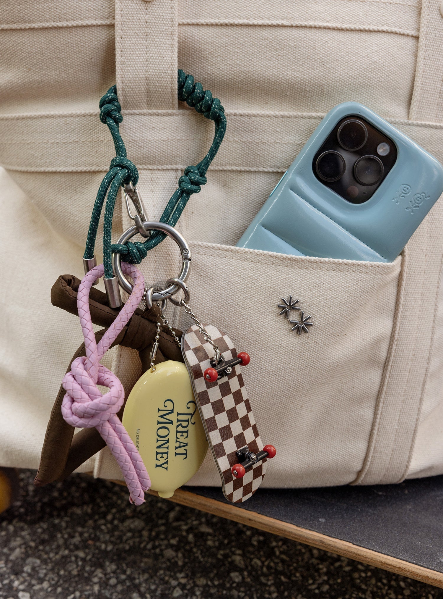 Skateboard Charm